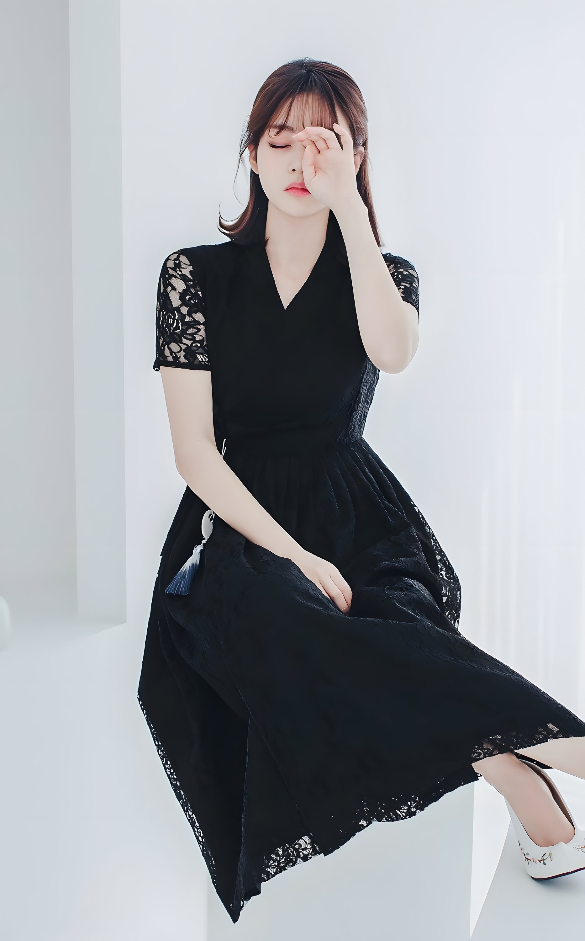 The Geurium Short-Sleeve Dress