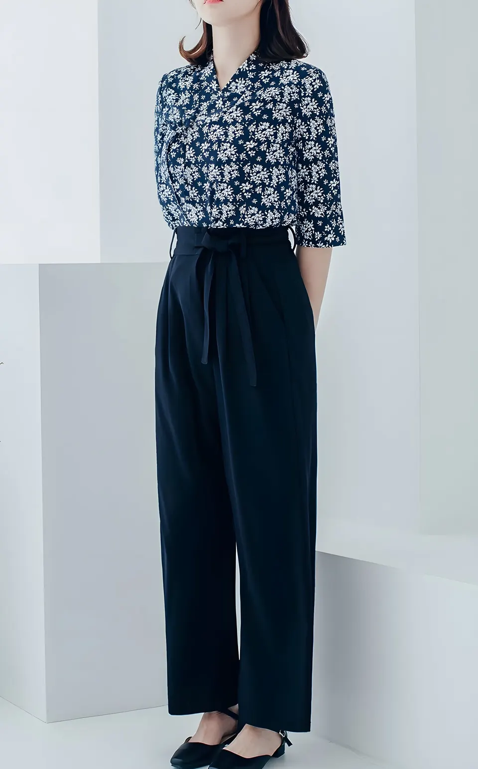 The Eoyeoppeuda Hanbok Pants, pants from the collection, product photograph