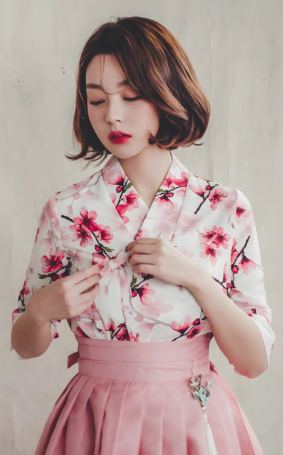 The Beotkkot Blouse, blouse from the collection, product photograph