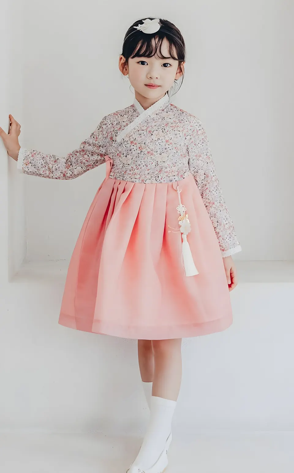The Somang Girl's Hanbok Dress, kids from the collection, product photograph